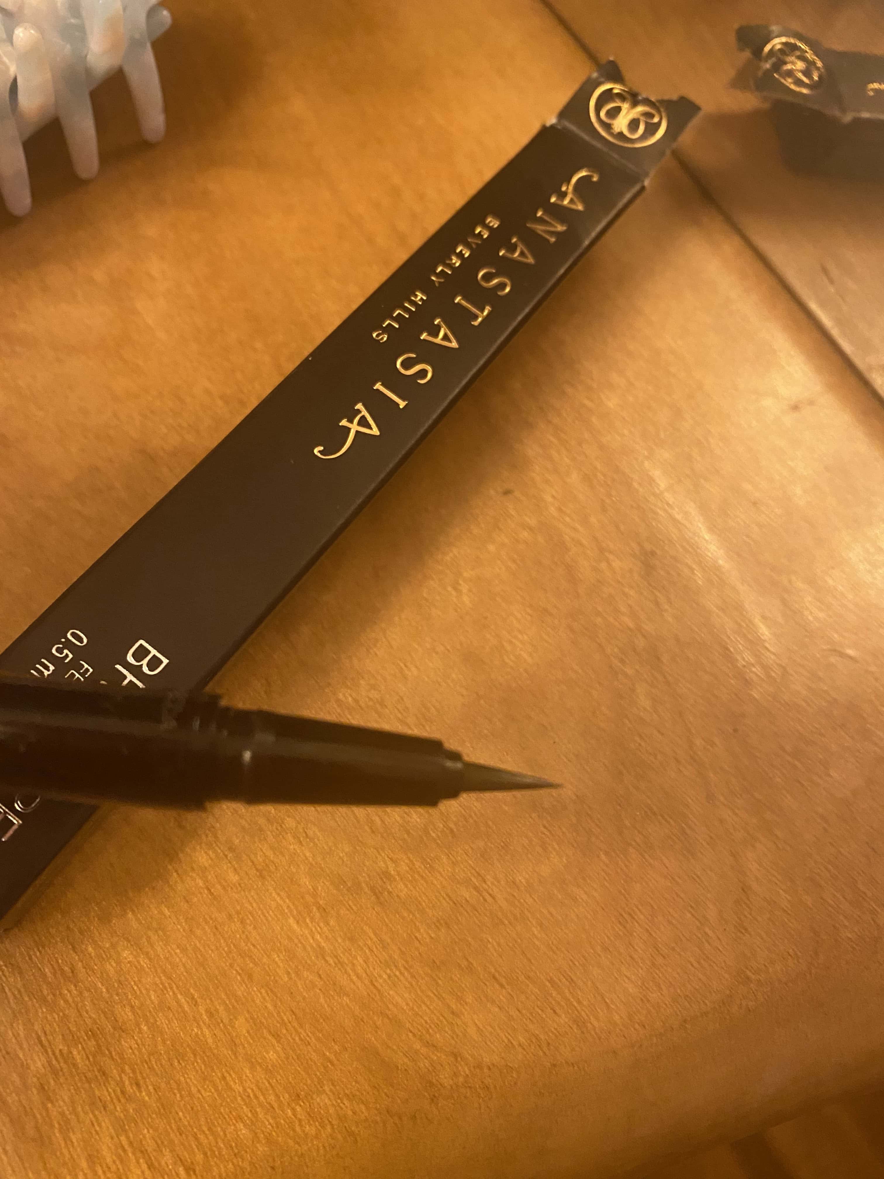 anastasia beverly hills brow pen review